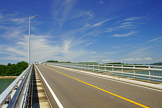 上海鐘點(diǎn)工服務(wù)費(fèi)用解析，如何選擇性價(jià)比最高的鐘點(diǎn)工？