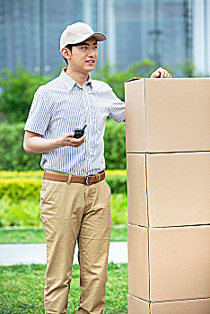 福州陪保姆價(jià)格多少？了解市場(chǎng)行情，選對(duì)服務(wù)，保障您的家人生活質(zhì)量