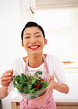 家政做一頓晚飯多少錢？讓你了解家政服務背后的價值