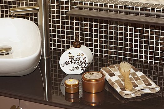 青島城陽保姆多少錢？選擇保姆服務，品質與價格并重