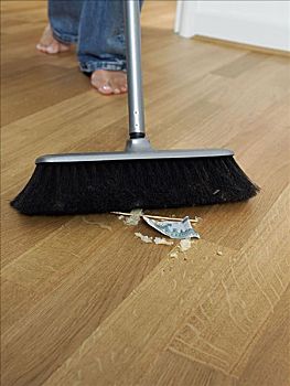 廈門住家保姆多少錢一個月？全面解析廈門住家保姆服務費用