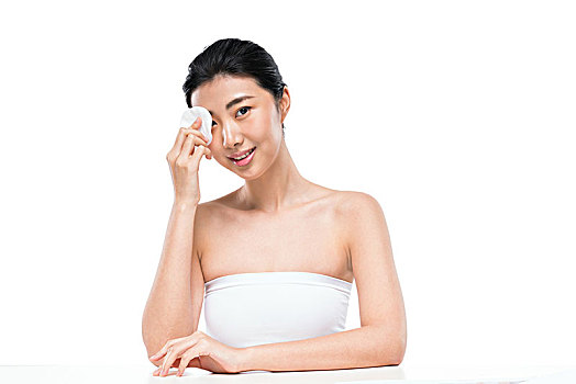 《除暴》電影成本揭秘：高投入背后的極致呈現