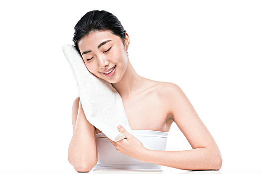 育兒嫂價(jià)格一般多少錢？選擇合適的育兒嫂，讓寶寶健康成長(zhǎng)