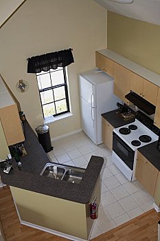 廬江保姆一個月多少錢？探秘廬江保姆市場的收費與服務