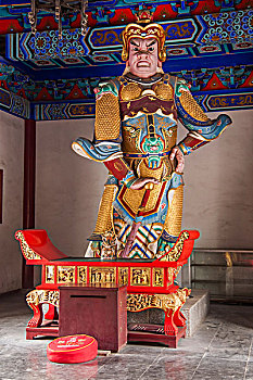 育兒嫂證書多少錢？讓你快速了解這個行業的前景與成本