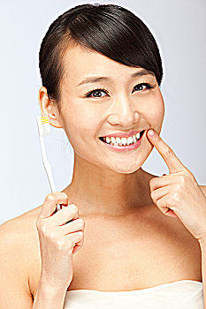 《侍神令投資成本到底多少錢？一文揭開投資背后的秘密》