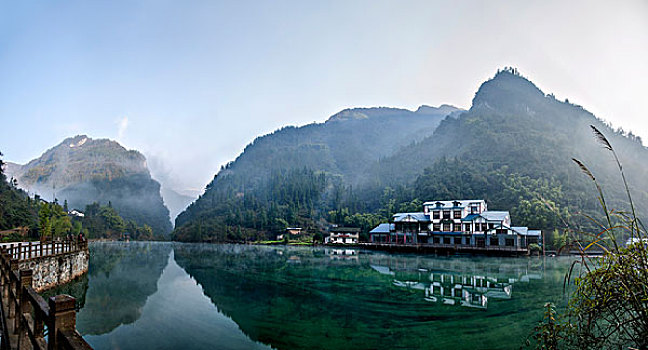 深圳中點工多少錢一天？揭秘深圳中點工薪資待遇，了解行業前景！