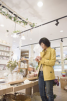 福田月嫂培訓學費多少？揭秘福田月嫂培訓的費用與價值