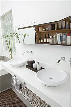 東營住家保姆多少錢？讓我們一起揭開價格背后的秘密！