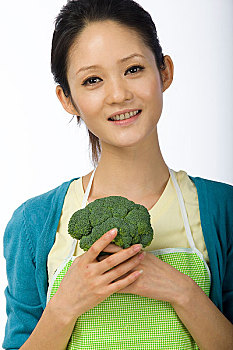 青島住家看孩子多少錢？家長最關心的費用揭秘！
