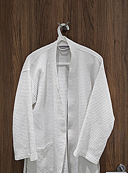哈爾濱住家保姆多少錢？選擇最合適的住家保姆服務方案