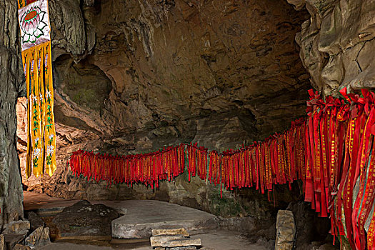 找個(gè)奶媽要多少錢？揭秘行業(yè)內(nèi)幕，幫你選擇最優(yōu)服務(wù)