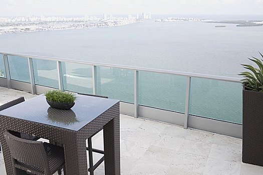 沈陽月嫂多少錢？一站式育兒服務讓新媽媽省心又放心