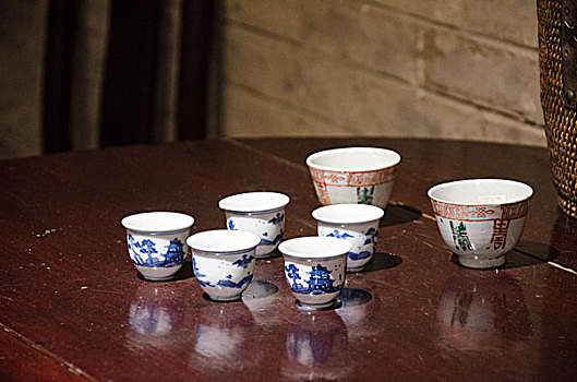 上海學(xué)月嫂大概多少錢？揭秘行業(yè)內(nèi)幕，助你實(shí)現(xiàn)職業(yè)夢想