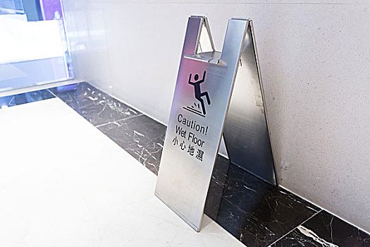 現在找保姆多少錢一個月？揭秘當前市場行情與選購指南