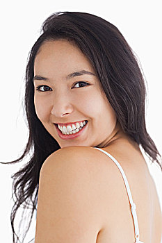 上海找個(gè)燒阿姨多少錢？揭秘家庭廚師的價(jià)格與選擇