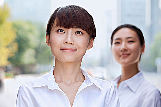 白班保姆多少錢2019年？如何選擇合適的白班保姆