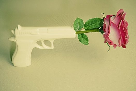 深圳保姆多少錢一個月？讓您輕松解決家庭需求！
