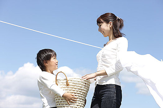 燕郊家政市場(chǎng)：如何選擇最適合的家政服務(wù)？