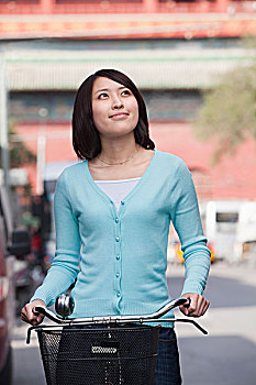 沈陽全天保姆多少錢？如何選擇適合您的保姆服務