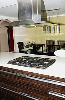 西安月嫂培訓班：投資未來，選擇月嫂培訓的最佳時機