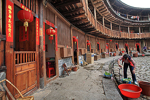 廣州市鐘點(diǎn)工工資多少？揭秘廣州鐘點(diǎn)工行業(yè)的薪資趨勢