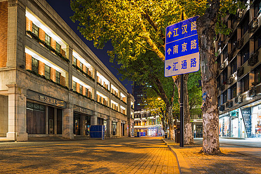 蘇州保姆多少錢一天？詳解保姆費用與選擇技巧