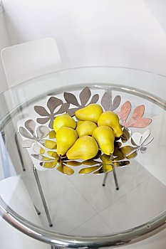 初級月嫂多少錢一個月？全方位解讀價格與服務