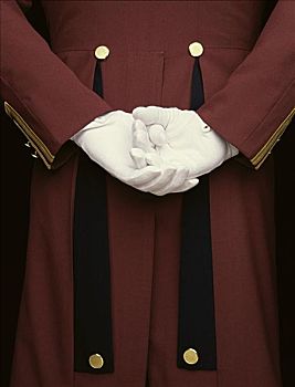 大連保姆費(fèi)用解析：選擇適合的服務(wù)，享受高質(zhì)量生活