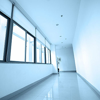 深圳雇保姆多少錢？全面解析保姆服務費用