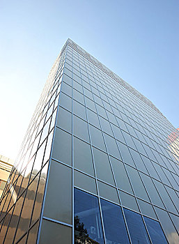 銀漸層多少錢市場：揭秘你不知道的價格趨勢與購買要點