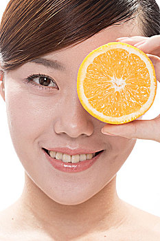 緬因貓4個(gè)月能長(zhǎng)多少斤？揭秘這一階段的成長(zhǎng)秘密