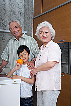 家政電話是多少錢？讓你輕松了解家政服務(wù)的價格與選擇