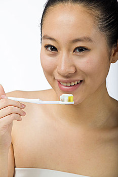 武漢住家保姆月薪多少？揭秘行業(yè)現(xiàn)狀與未來趨勢