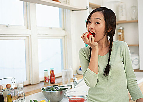 鹽山看孩子保姆多少錢？選擇合適保姆，給孩子最好的照顧