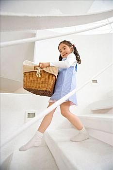 上饒月嫂多少錢一個月？選擇月嫂的全方位指南