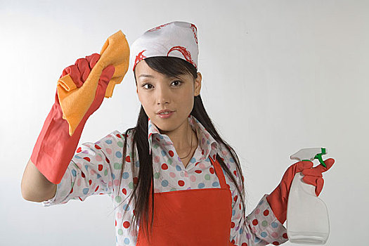 深圳好一點(diǎn)的保姆多少錢？如何選擇合適的保姆服務(wù)