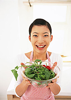 長春雇保姆多少錢？揭秘影響保姆工資的因素
