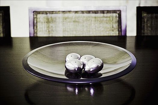 家政服務(wù)一個(gè)小時(shí)多少錢？揭開(kāi)價(jià)格背后的秘密