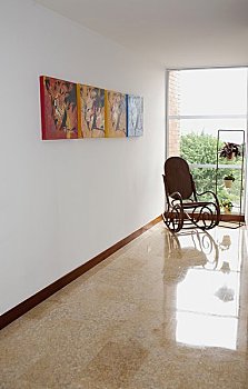 曲靖保姆工資多少？了解曲靖保姆行業的薪資趨勢與發展前景