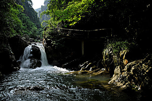 不住家?guī)『⒍嗌馘X(qián)？了解保姆費(fèi)用，選擇合適的照護(hù)方式