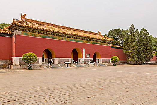 人潮洶涌花費多少錢？探尋旅游與消費的平衡