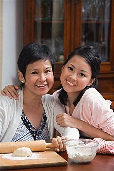 每年有多少保姆育嬰師？揭秘這個(gè)日益增長(zhǎng)的行業(yè)