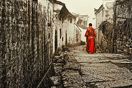 想找個住家保姆要多少錢？揭秘住家保姆的費用與選擇技巧