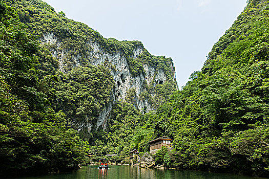 重慶住家保姆多少錢(qián)？揭秘重慶家政服務(wù)的價(jià)格與價(jià)值