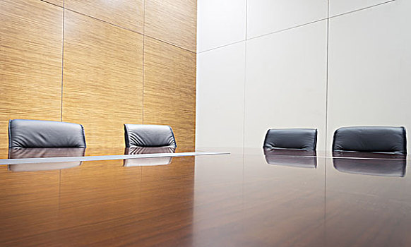 單位保潔多少錢一個月？揭秘企業清潔服務的背后價值