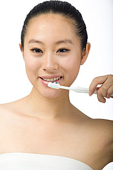 非洲保姆多少錢(qián)一個(gè)月？揭秘不同地區(qū)和服務(wù)內(nèi)容的收費(fèi)標(biāo)準(zhǔn)