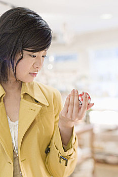 米菲的云倉系統多少錢？解密智能倉儲背后的成本與價值