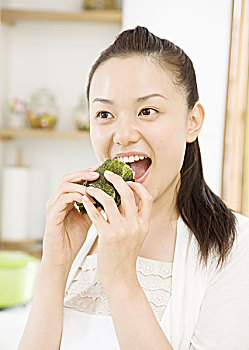 鐘點工做一餐飯多少錢？教你如何輕松享受家常美味！