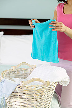 北京三院護(hù)工一天多少錢(qián)？了解護(hù)工費(fèi)用與服務(wù)，助您做出明智選擇